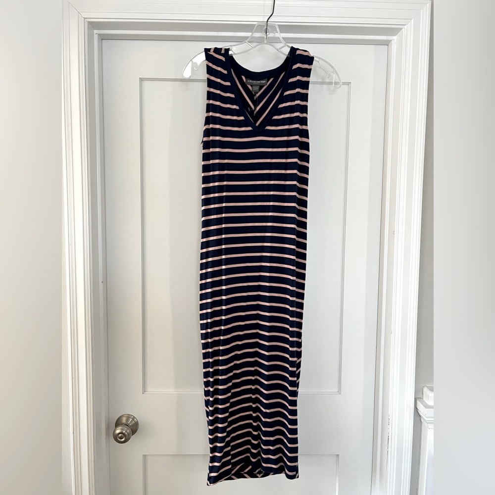 A Pea in the Pod Maternity midi dress